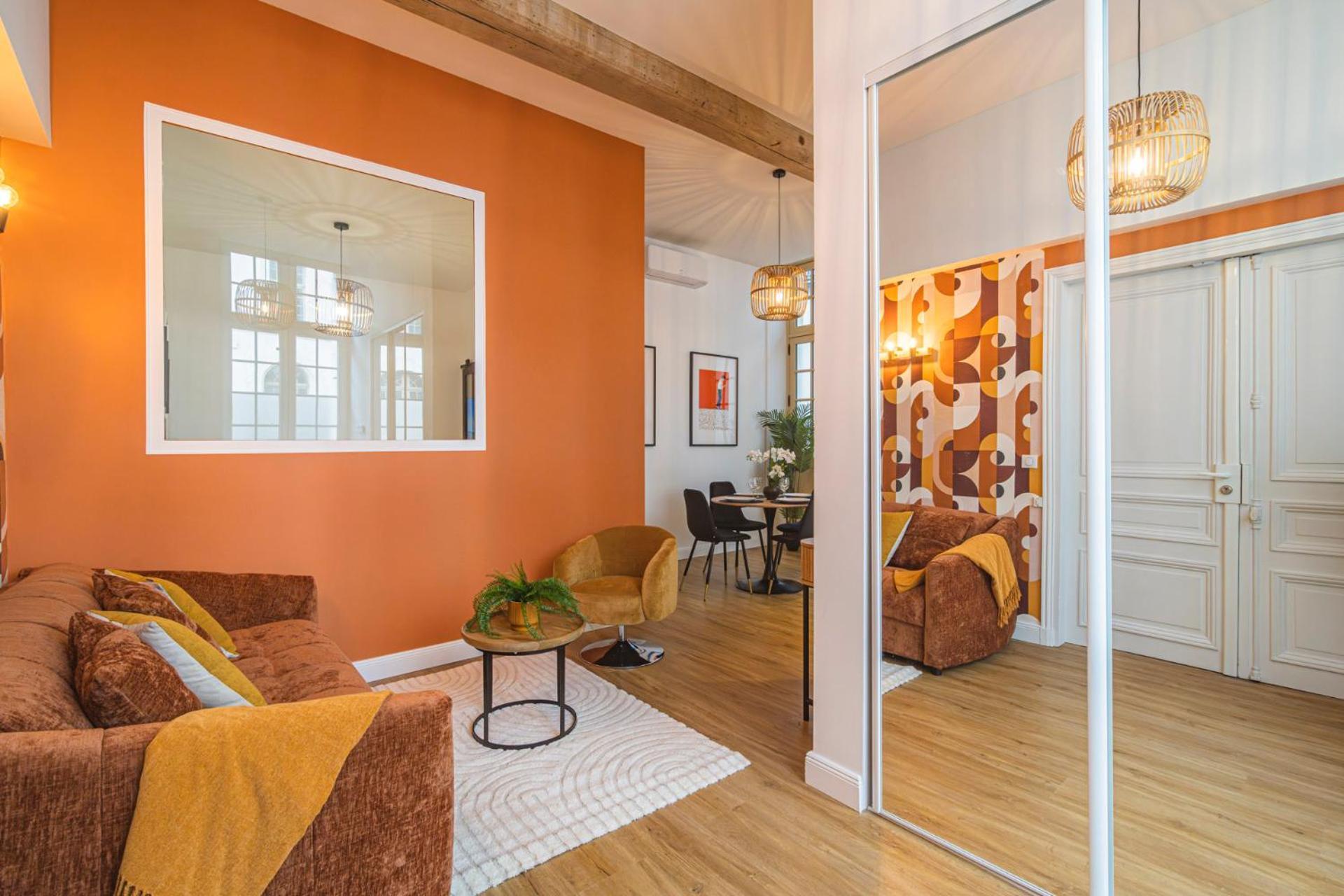 Mm Suites Loft Cathedrale Reims Exterior photo